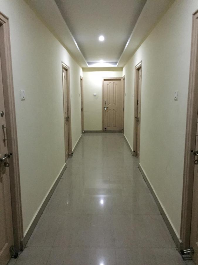 Hotel Suprabath Towers Tirupati Bagian luar foto